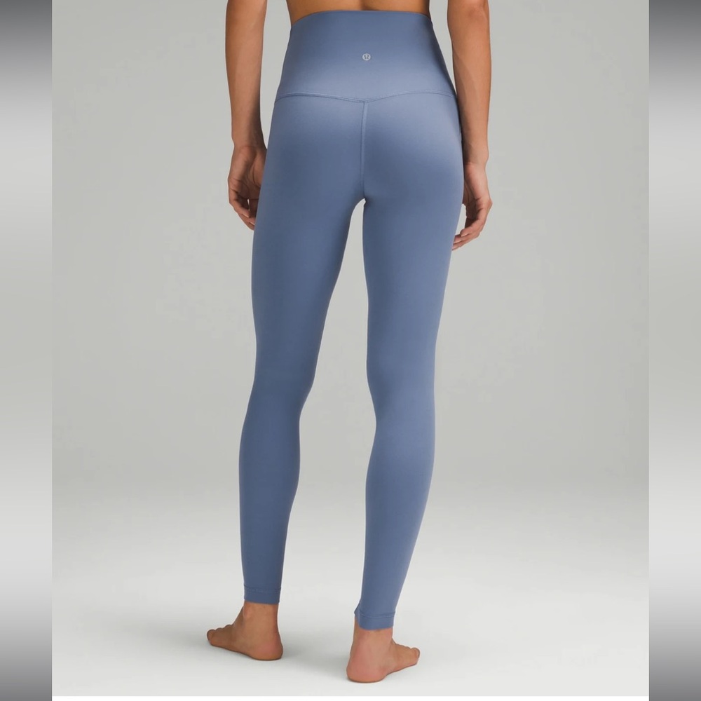 NWOT - Lululemon align II 31" leggings Oasis Blue 10